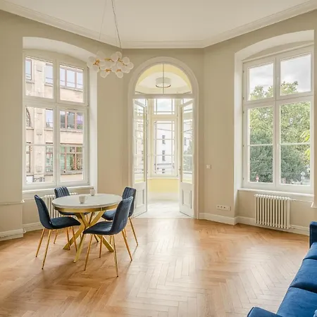 Rentplanet - Jana Pawla Ii Apartment Wroclaw