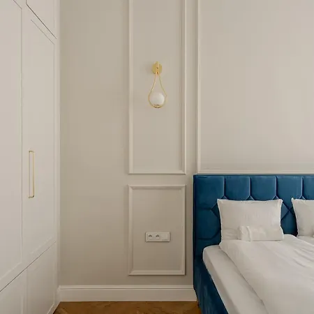 Rentplanet - Jana Pawla Ii Apartment
